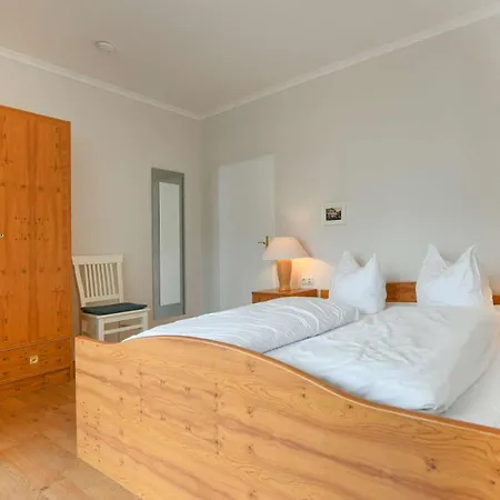 Haus Am Hoevt - 5 Goehren (Ruegen)