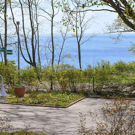 Haus Am Hoevt - 5 * Goehren (Ruegen)