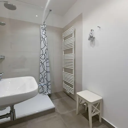 Apartment Haus Am Hoevt - 5 Goehren (Ruegen)