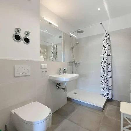 Haus Am Hoevt - 5 * Goehren (Ruegen)